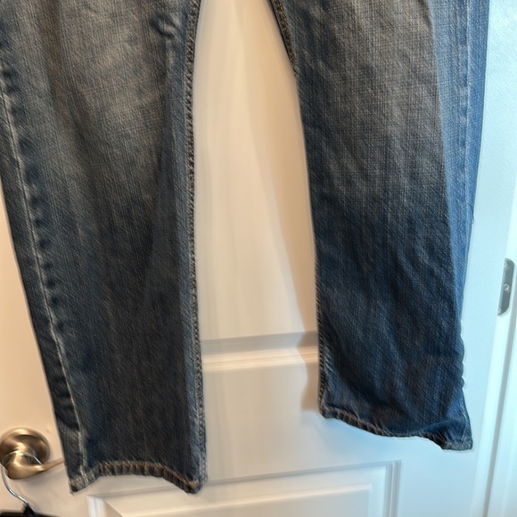 Levi Jeans - Picture 2 of 3